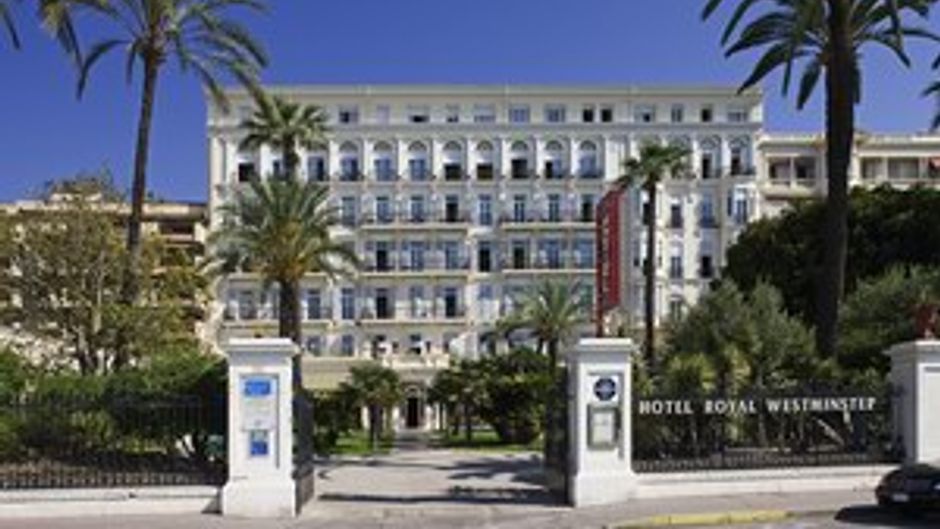 Hotel Royal Westminster Exterior