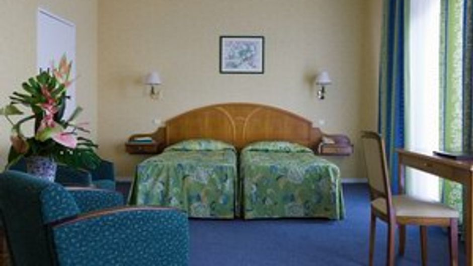 Hotel Royal Westminster Room