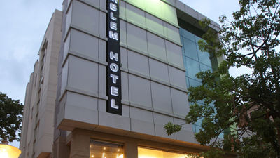 Emblem Hotel New Delhi