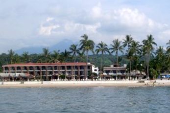 Costa Alegre Hotel & Suites