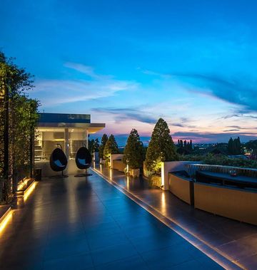 FM7 Resort Hotel