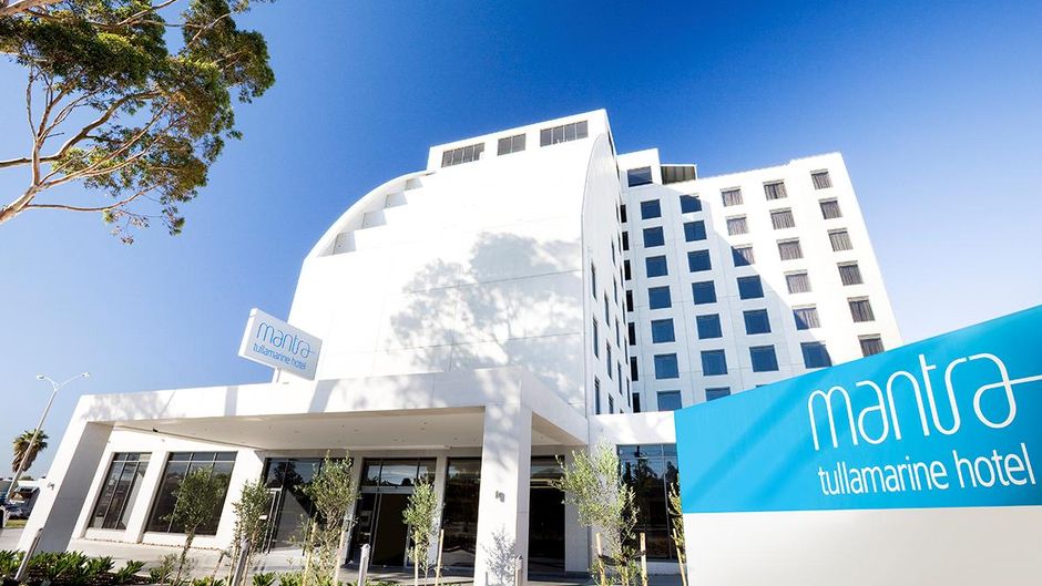 Mantra Melbourne Airport Exterior