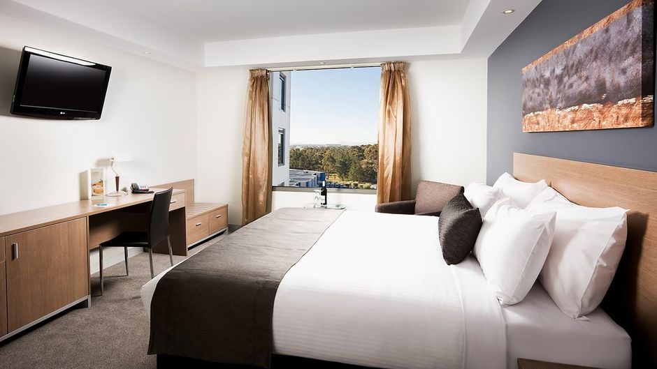 Mantra Melbourne Airport Suite