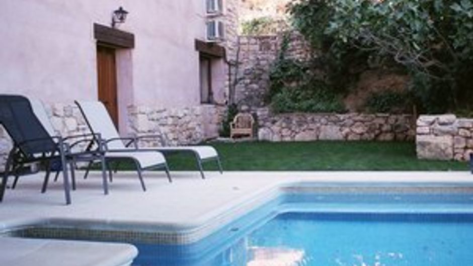 Cardamomo Siguzena Pool