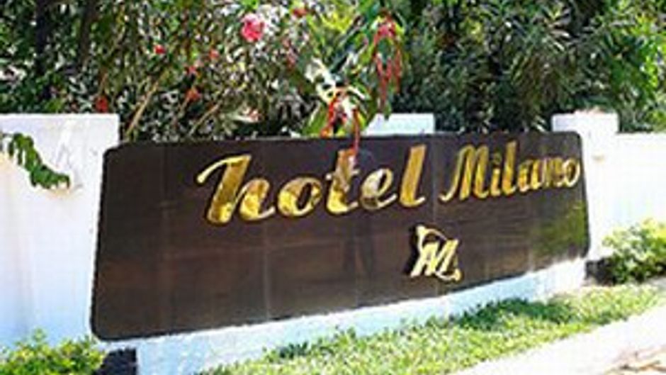 Milano Tourist Rest Exterior