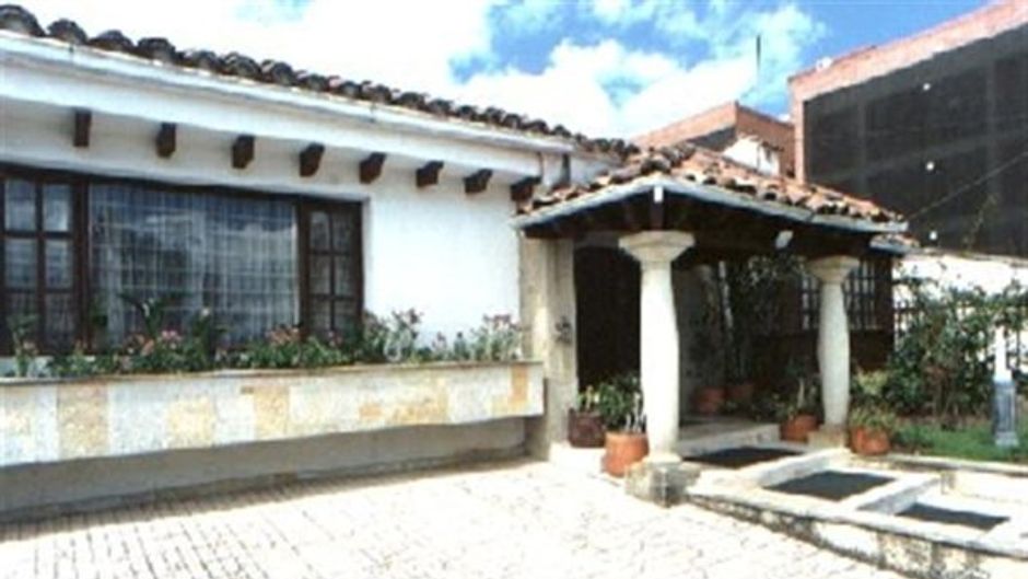Hotel Zuetana Exterior