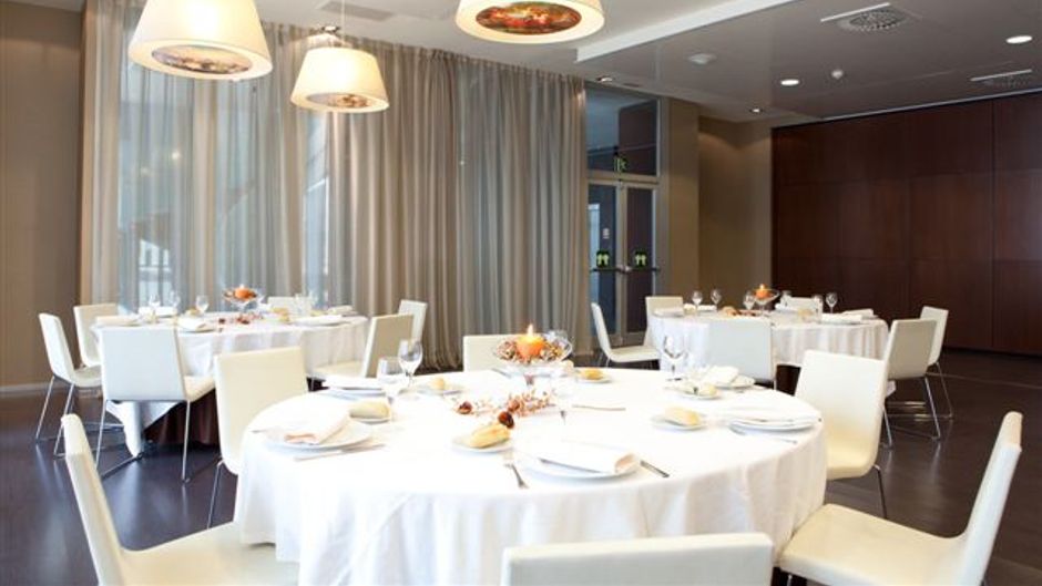 Diagonal Plaza Hotel Restaurant