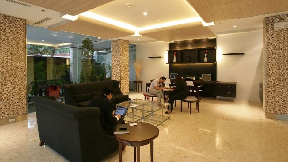 Adelphi Grande Bangkok Lobby