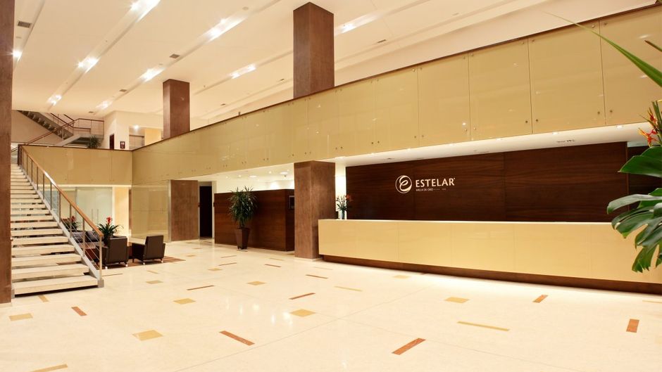 Hotel Estelar Milla de Oro Lobby