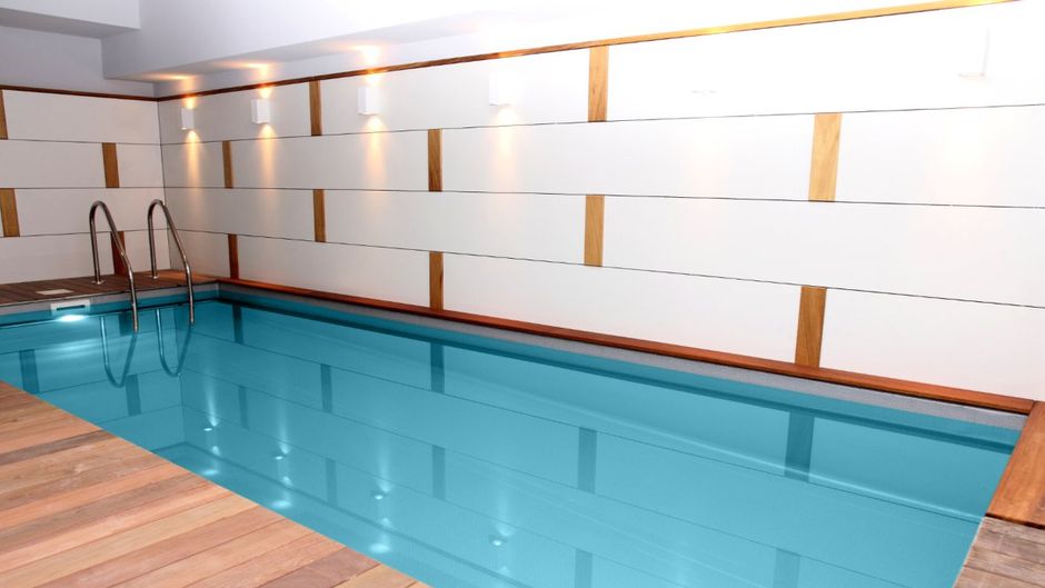 Hotel Val de Neu Pool