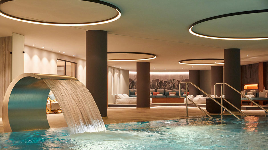 INFINITY Hotel&Conference Resort Munich Pool