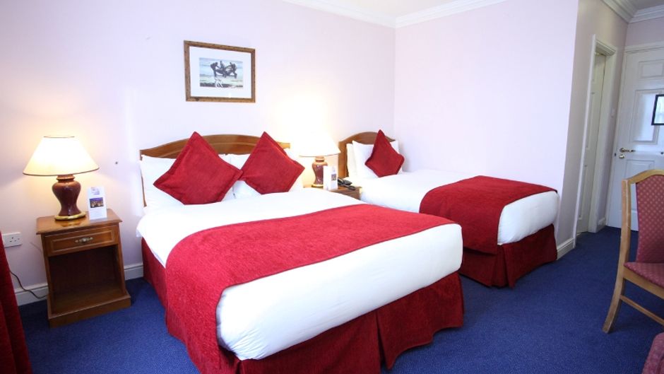 Charleville Lodge Room