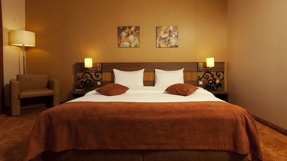 RIN Grand Hotel Room