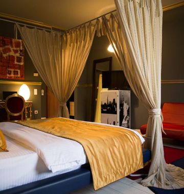 Diplomat Fashion Hotel