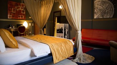 Diplomat Fashion Hotel