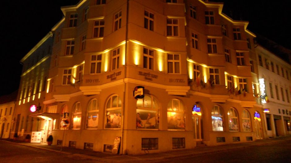Hotel Zlaty Lev Exterior