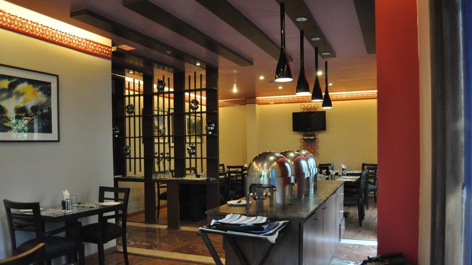 juSTa The Residence - Panchsheel Park Restaurant