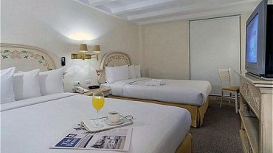Palacio Julio Hotel Room