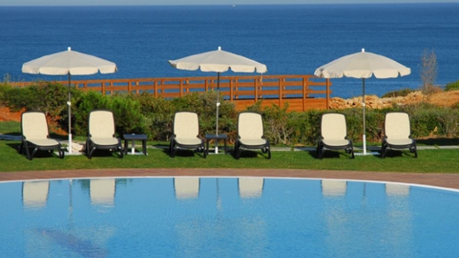 Hotel Ilunion Calas de Conil Pool