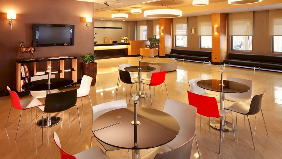 Midtown Hotel Lobby