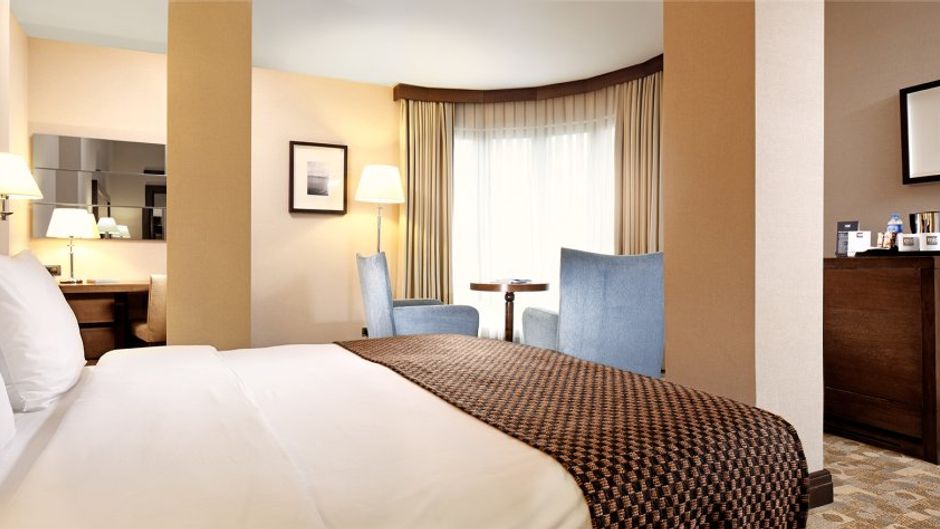 Midtown Hotel Suite