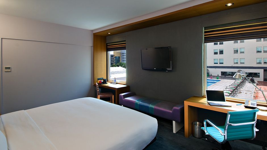 aloft Bengaluru, Whitefield Room