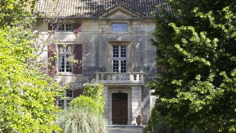 Chateau de Roussan Exterior