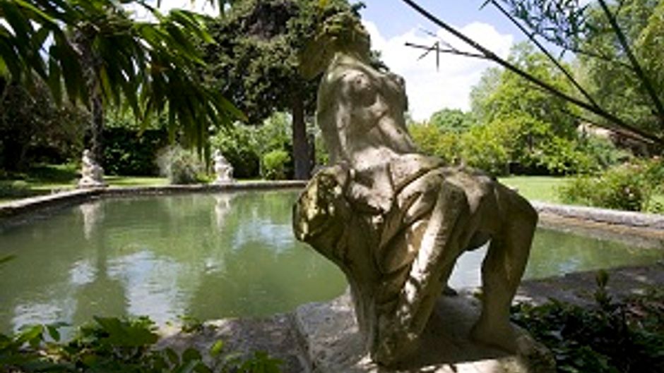 Chateau de Roussan Pool