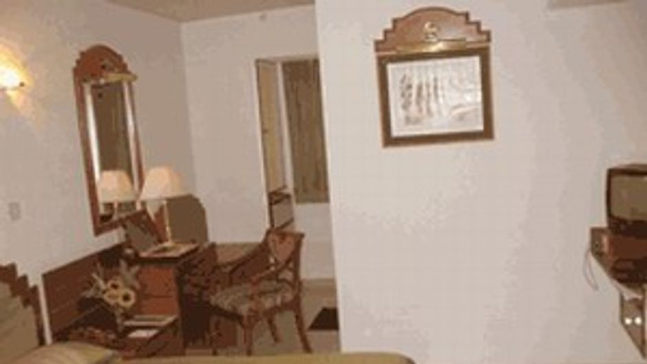 Hotel Asian International Room