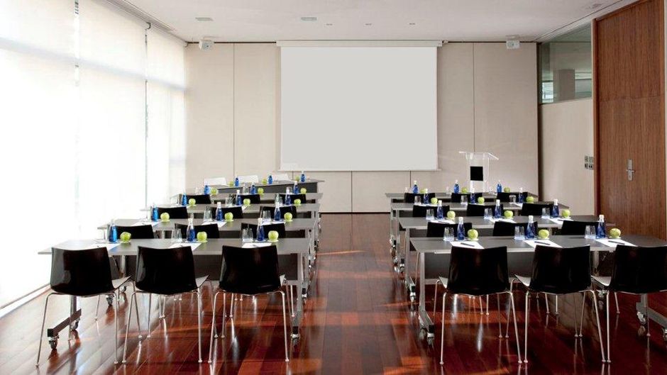 Primus Valencia Hotel Meeting