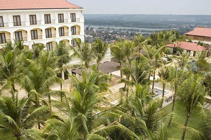 Lotus Blanc Resort