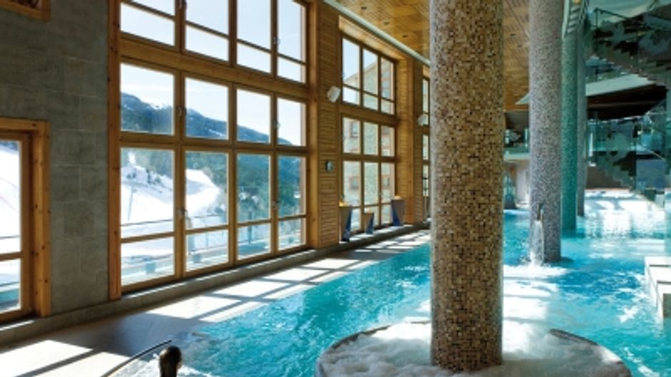 Serras Andorra Pool