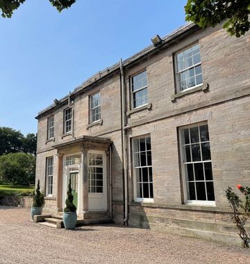 Marshall Meadows Manor House