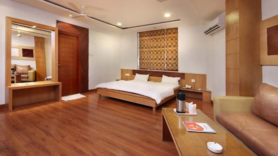 Hotel Mandakini Plaza Kanpur Room