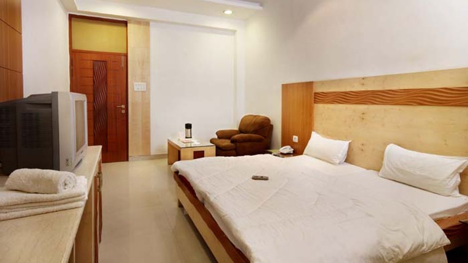 Hotel Mandakini Plaza Kanpur Suite