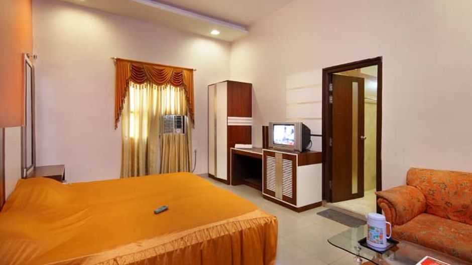 Mandakini Palace Kanpur Room