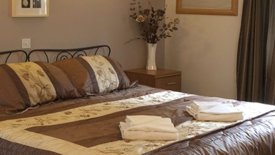 Rob Roy Hotel Room