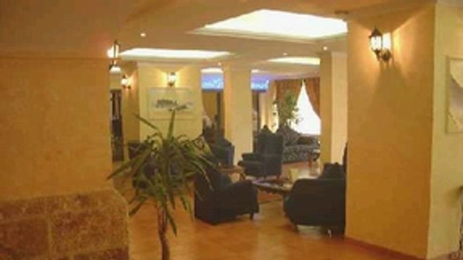 Golden Tulip Aqaba Lobby