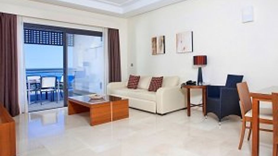 Fuerte Estepona Suites SPA Suite