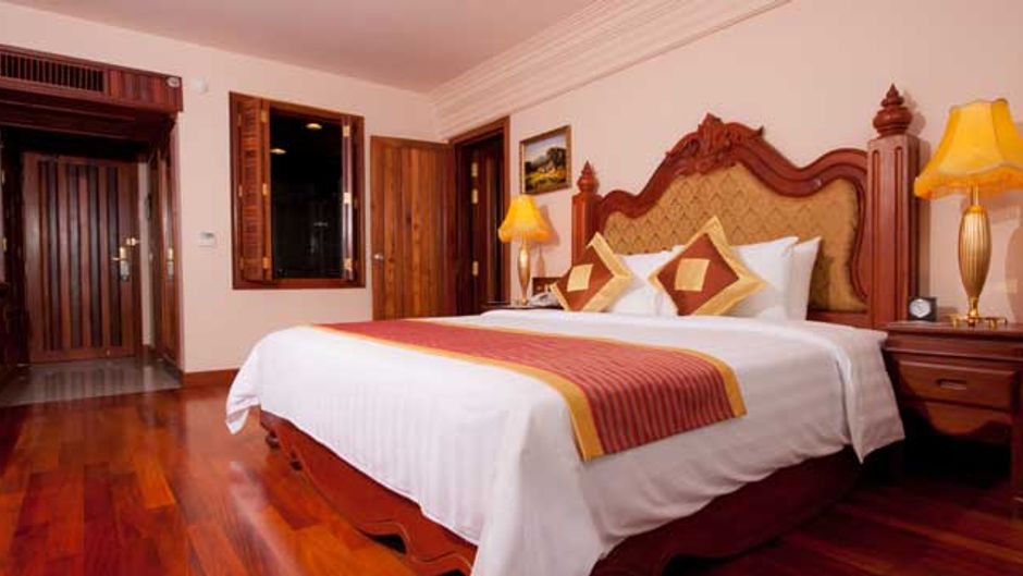 Angkor Era Hotel Suite