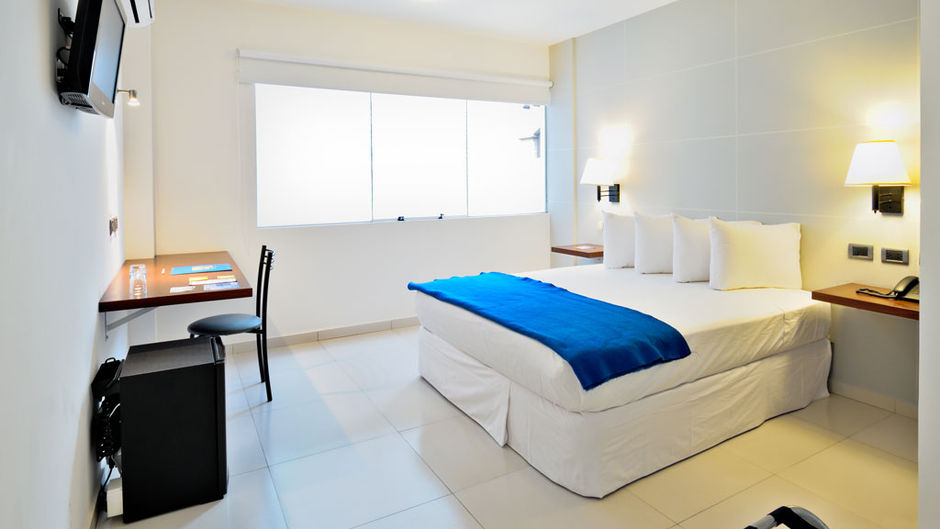 Hotel LP Santa Cruz Room