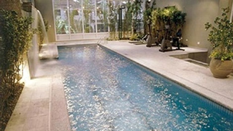 InterCity Nacoes Unidas Pool