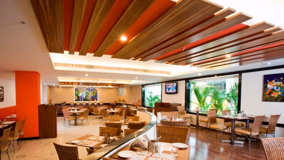 Lemon Tree Hotel, Indore Restaurant