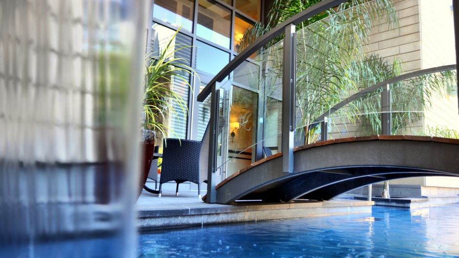 Metcalfe Hotel Montreal Pool