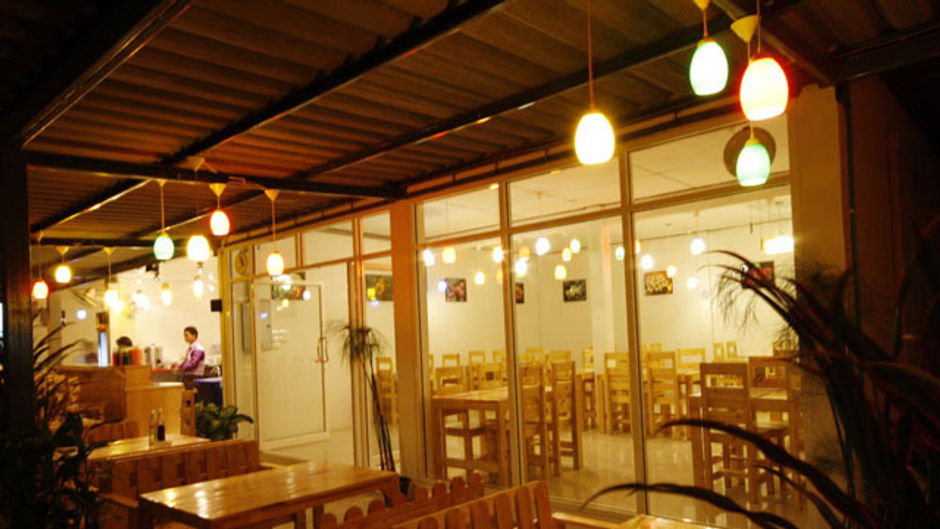 Sinsuvarn Airport Suite Restaurant