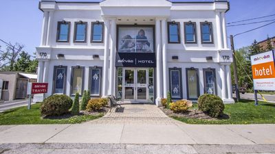 The Willowdale Hotel