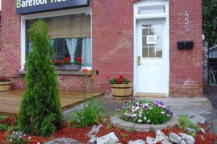 Barefoot Hostel