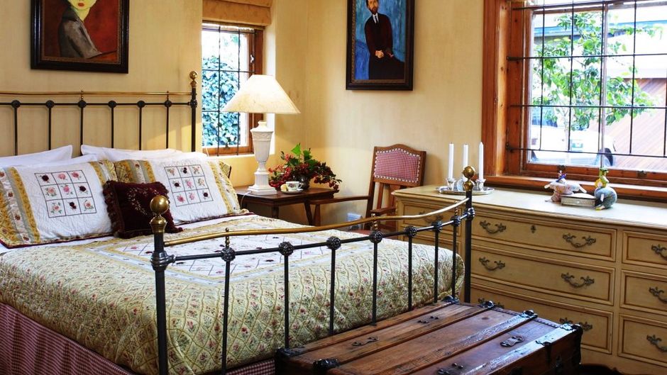 Acorn Guest House Room
