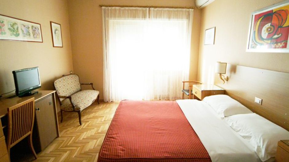 York Hotel - Roma Room