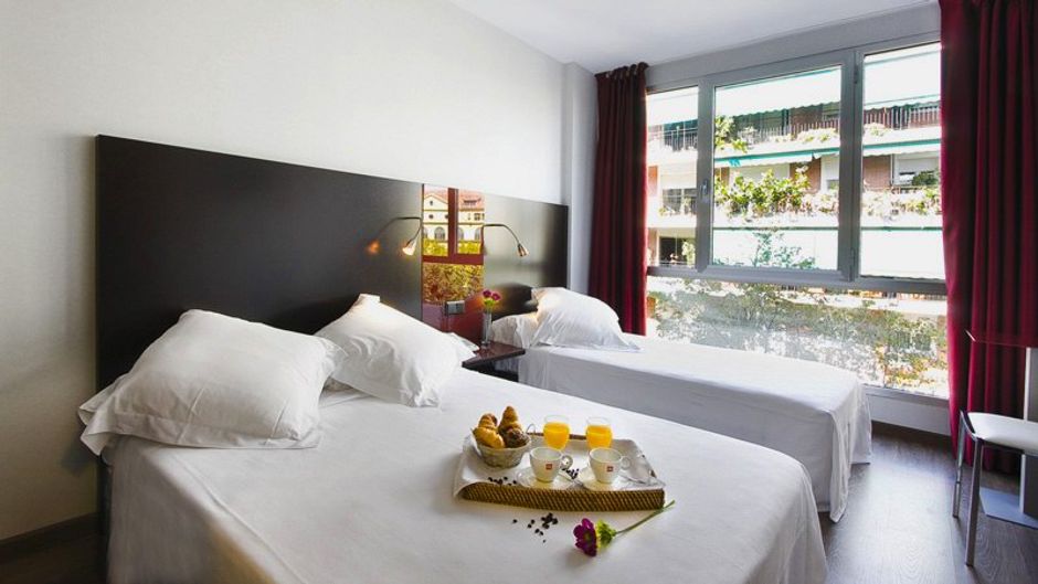 Sant Antoni Hotel Room